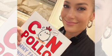 “Con Pollo” es el primer libro infantil de Jennifer López. Foto: Jennifer López / Facebook