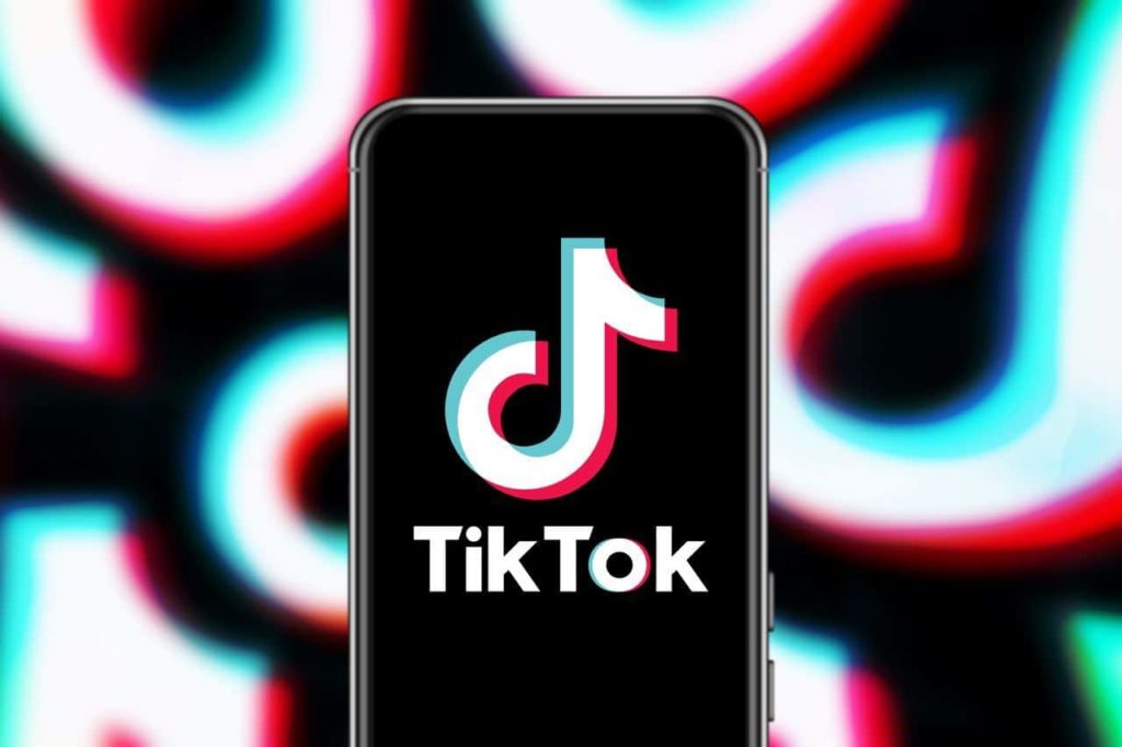 Con $2.5 millones en ingresos diarios, TikTok se pasea ahora entre las redes sociales más taquilleras.