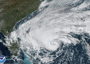 Imagen de satélite: NOAA (vía AP)