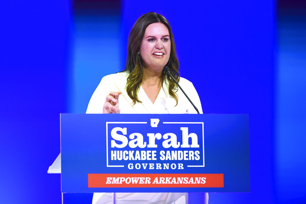 La gobernadora electa de Arkansas, Sarah Huckabee Sanders (Foto: AP/Will Newton/Archivo)