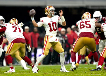 El quarterback de los 49ers de San Francisco Jimmy Garoppolo. (Foto: Fernando Llano | AP)