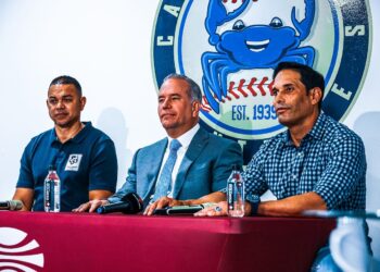 Alex Cintrón, Carlos Iguina y Nick Ortiz. (Foto: Cangrejeros de Santurce / Facebook)