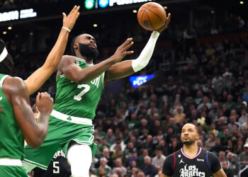 El base de los Celtics de Boston, Jaylen Brown. (Foto: Charles Krupa | AP)