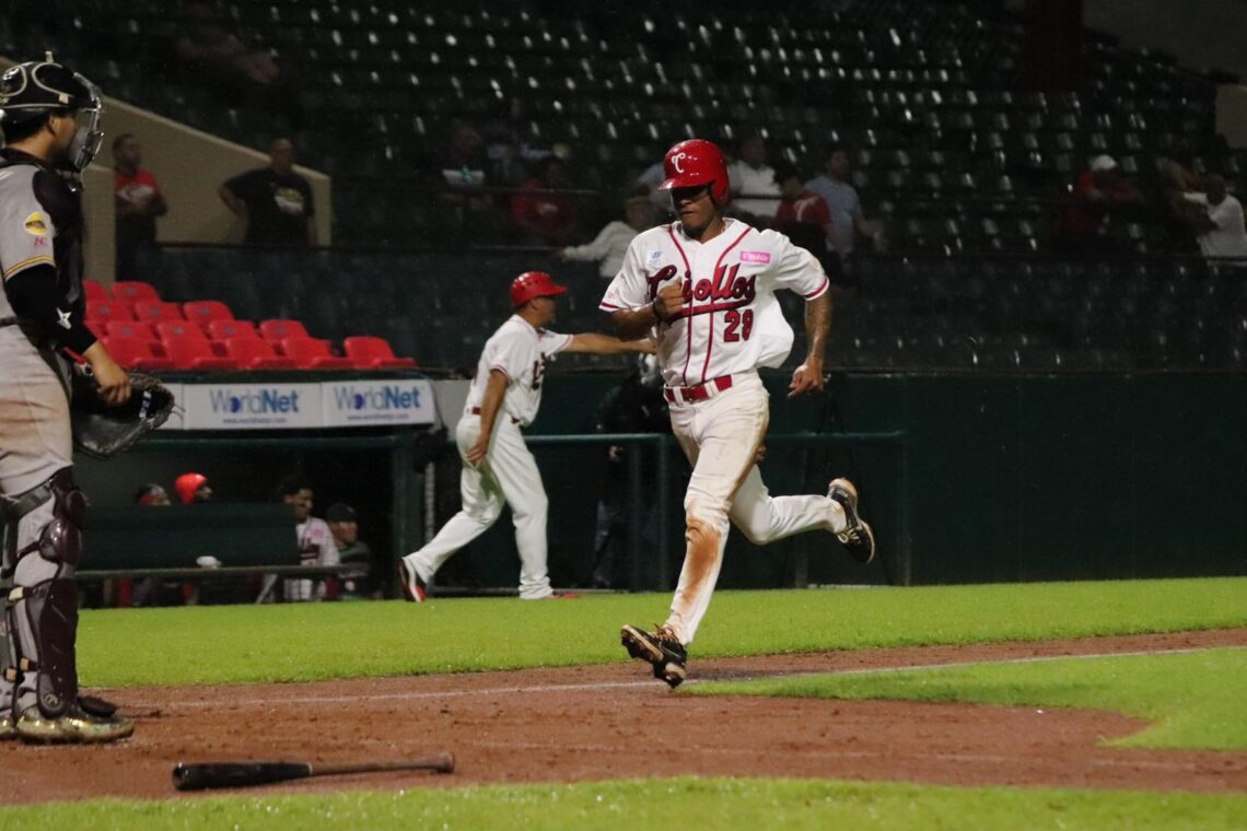 Cedanne Rafaela, de los Criollos Caguas. (Foto: LBPRC Media)