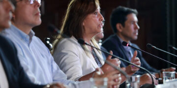 Dina Boluarte, presidenta de Perú. (Foto: EFE / Luis Iparraguirre / Presidencia de Perú)