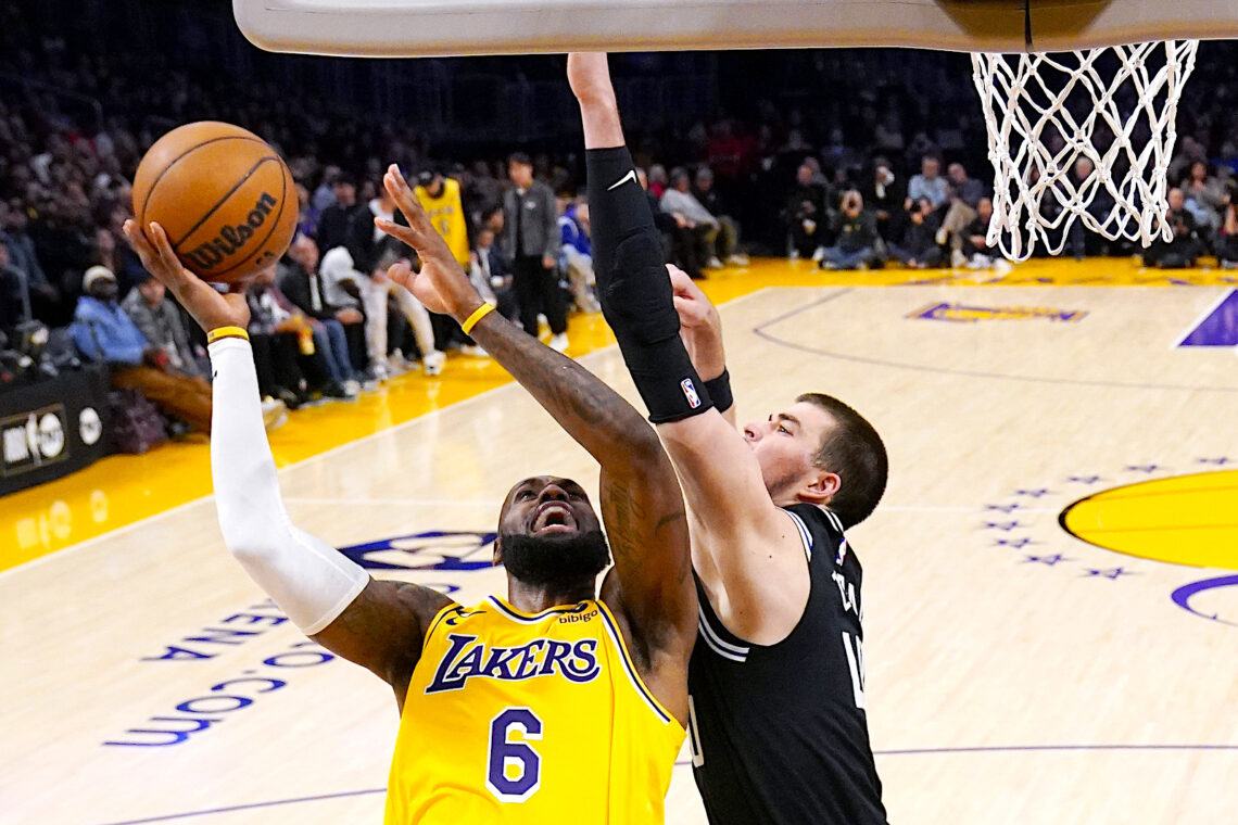 LeBron James, alero de los Lakers de Los Ángeles. (Foto: Mark J. Terrill | AP)