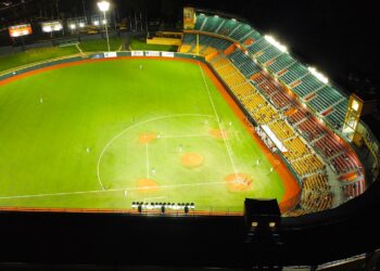 Estadio Roberto Clemente Walker (Foto: LBPRC Media)