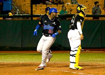 Rusney Castillo, de los Cangrejeros de Santurce. (Foto: LBPRC Media)