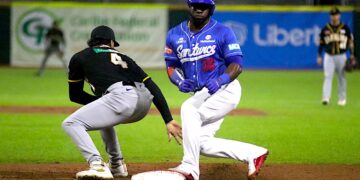 Rusney Castillo, de los Cangrejeros de Santurce. (Foto: LBPRC Media)