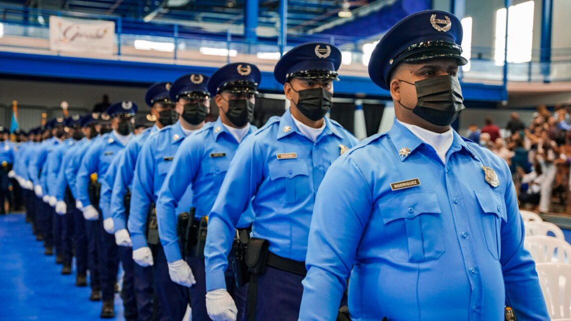 Nuevos integrantes de la Policía de Puerto Rico. (Foto suministrada)