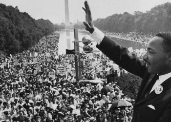 Martin Luther King en el Lincoln Memorial (Foto: Hulton Archive)
