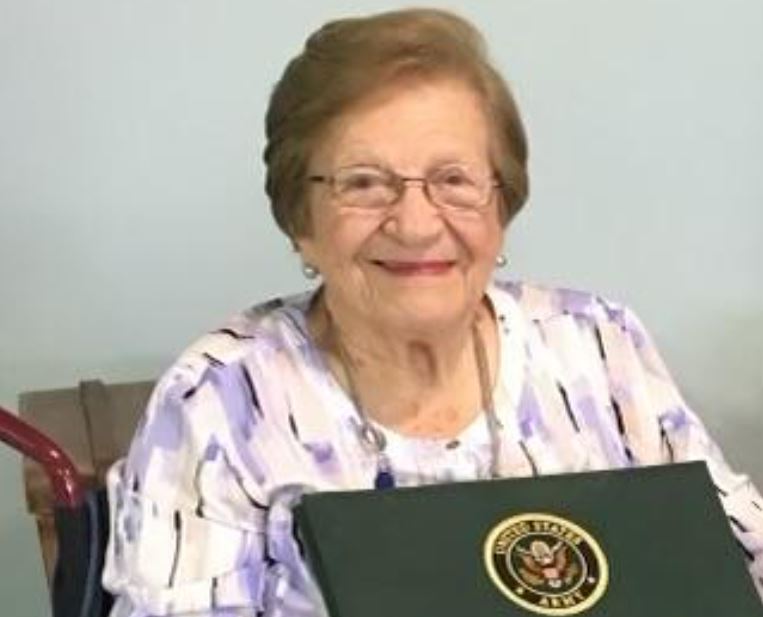 Doña Elba Cintrón Ruiz