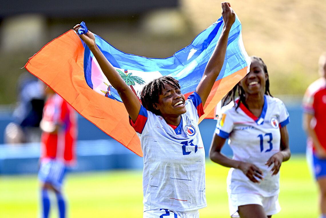 Ruthny Mathurin, de la selección de Haití. (Foto: Andrew Cornaga / Photosport via AP)