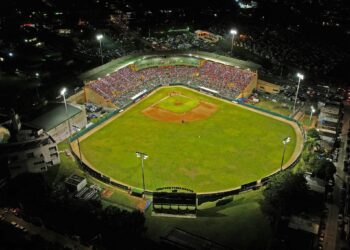 Estadio Pedro Montañez de Cayey. (Foto suministrada)