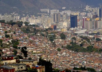 Barrio pobre en Caracas, Venezuela. (Foto: Ariana Cubillos / AP)