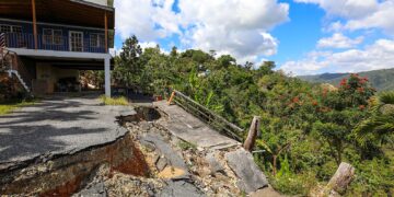 Derrumbe en Monte Llano en Ponce. (Foto suministrada)