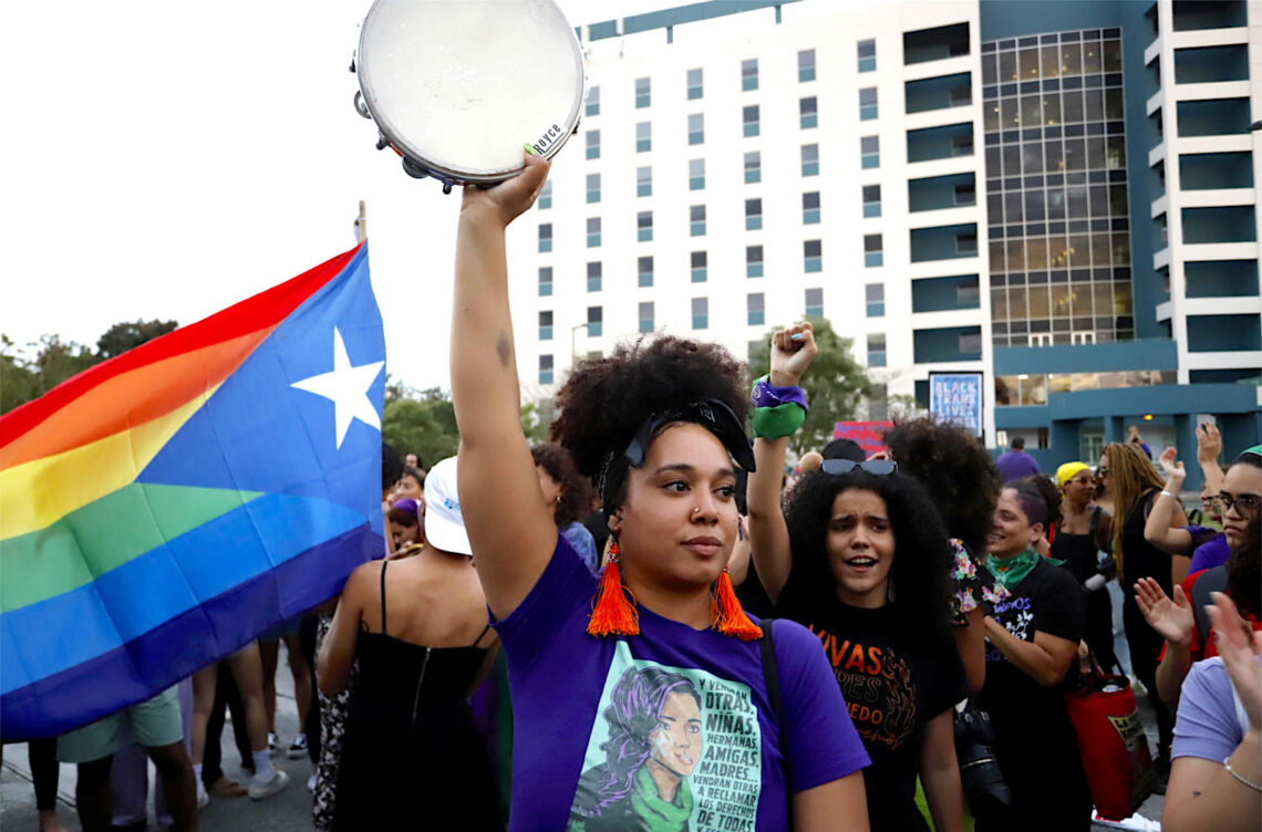 Grupos de mujeres participan en manifestación en San Juan,  convocada por la Coalición 8 de marzo (C8M) con ocasión del Día de la Mujer. (Foto: Thais Llorca | EFE)