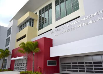 Centro de Convenciones de Peñuelas. (Foto: Facebook / Centro de Convenciones de Peñuelas)