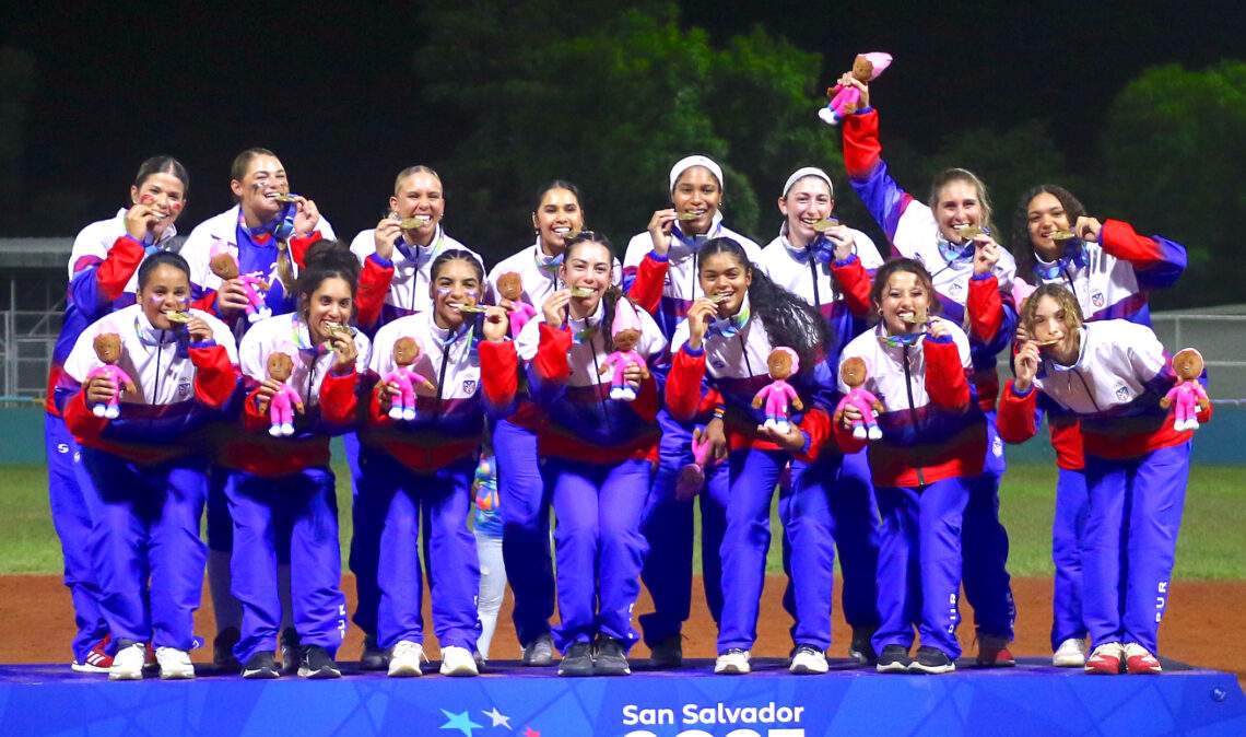 Equipo Nacional de Sóftbol Femenino. (Foto suministrada)