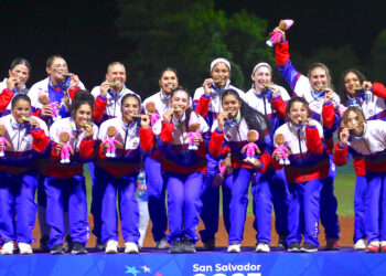 Equipo Nacional de Sóftbol Femenino. (Foto suministrada)