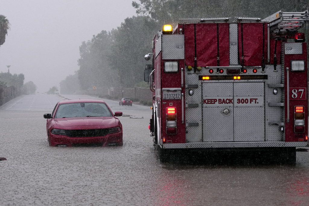Las lluvias torrenciales que trajo la tormenta tropical Hilary, el domingo 20 de agosto de 2023, en Palm Desert, California. (Foto: AP/Mark J. Terrill)