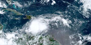 Imagen de radar: NOAA vía AP