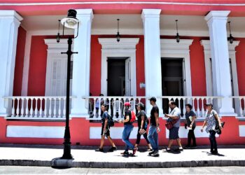 En la medida en que han aumentado los visitantes, también se han ampliado los servicios turísticos, puntualizó el director del Departamento de Turismo del Gobierno Municipal de Ponce, Iván Rodríguez. (Foto archivo)