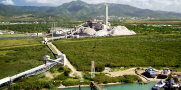 Desde el 2002, los ingresos de AES Puerto Rico han procedido exclusivamente de la venta de sus 454 megavatios de electricidad a la AEE y a sus abonados, a quienes factura cerca de $300 millones cada año.(Foto archivo)