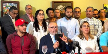 El alcalde Luis Irizarry Pabón apuntó al abogado Pablo Colón, quien aspira a convertirse en el candidato a alcalde de Ponce por el Partido Nuevo Progresista, como la persona detrás de esta polémica. (Foto: Michelle Estrada Torres)