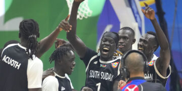 Sudán del Sur festeja su victoria. (Foto: Aaron Favila / AP)