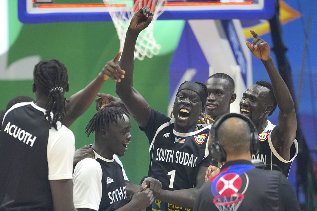 Sudán del Sur festeja su victoria. (Foto: Aaron Favila / AP)