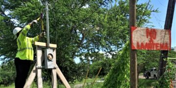 LUMA confirmó al activista Manuel Díaz Pérez que “no tenía en sistema” una solicitud de conexión eléctrica para Elite Towers en esa ubicación. (Suministrada)