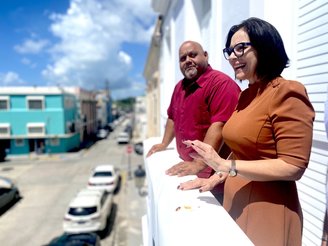 O’brain Vázquez Molina y Yanira Raíces Vega. (Foto suministrada)