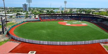Estadio Francisco "Paquito" Montaner, en Ponce. (Foto: Leones de Ponce LBPRC / Facebook)