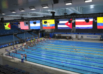 Los nadadores entrenan previo a los Juegos Panamericanos. (Foto: Silvia Izquierdo / AP)