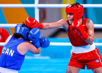 La pugilista puertorriqueña, Ashleyann Lozada primer mujer en clasificar en boxeo a unos Juegos Olímpicos por Puerto Rico.(Foto: COPUR)