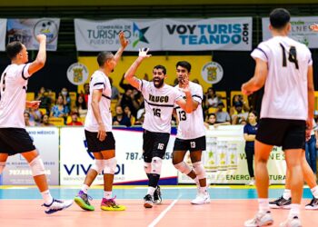 Yauco ha ganado 12 sets consecutivos y mantiene récord de 3-0 en el "round robin" de la LVSM. (Foto: Federación Puertorriqueña de Voleibol)