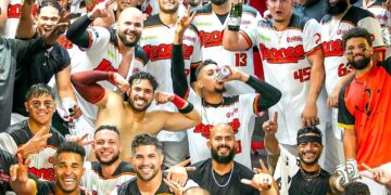 “En mis 45 años en el béisbol profesional no he experimentado una temporada que ha sido buena de principio a fin", dijo el gerente general de los Leones, Edwin Rodríguez. (Foto: Leones de Ponce LBPRC)