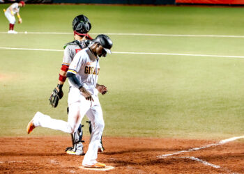 Adeiny Hechavarría, de los Gigantes de Carolina. (Foto suministrada)