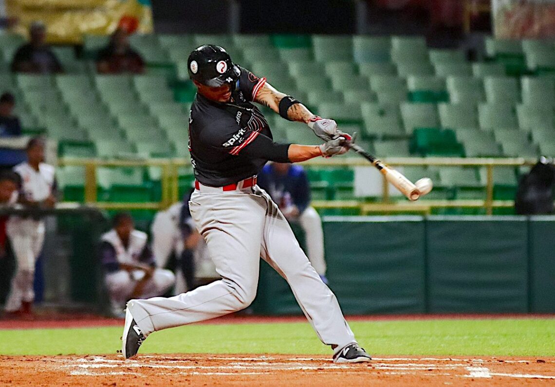 Edwin Díaz, de los Leones de Ponce. (Foto: LBPRC, archivo)