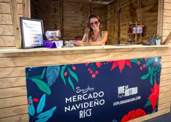 Comerciante del Mercado Navideño Río. (Foto suministrada)