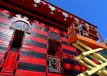 Las obras en el parque de madera, construido en 1883, iniciaron el pasado 17 de noviembre. (Foto: Michelle Estrada Torres)
