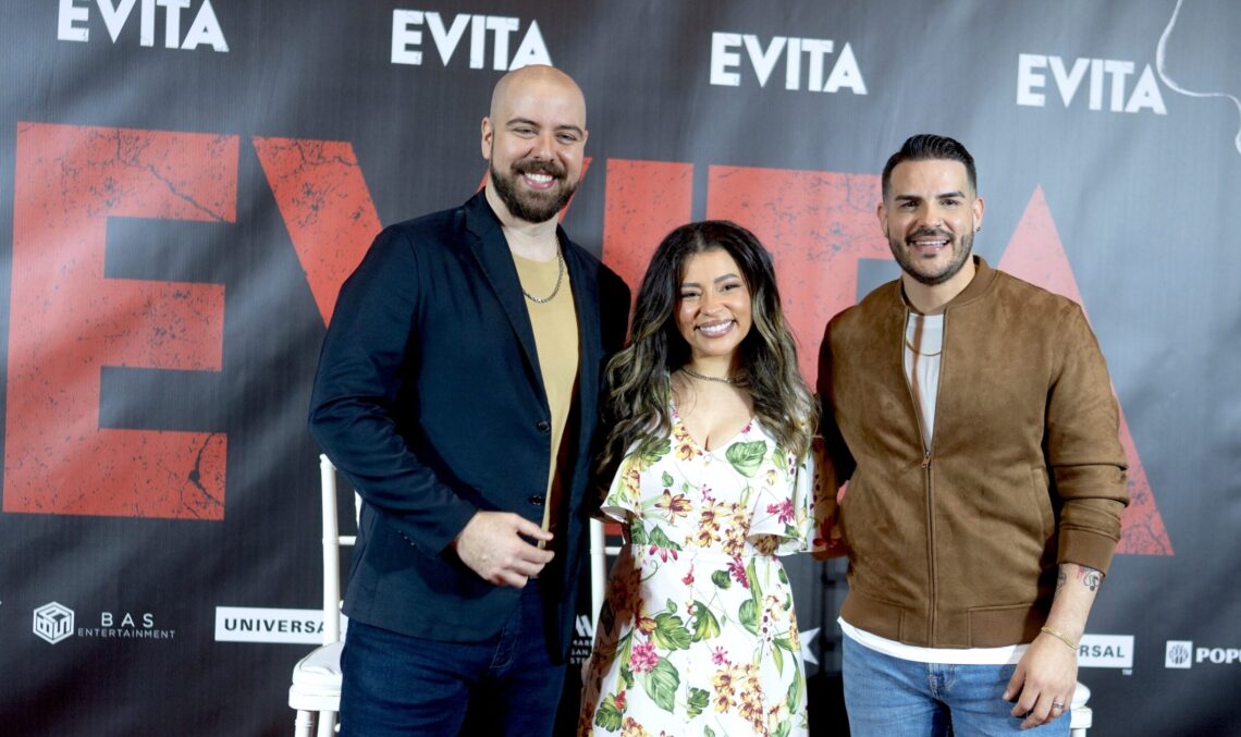 Eddie Noel Rodríguez, Cherry Torres y Víctor Santiago protagonizan el musical “Evita”. (Foto suministrada)