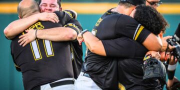 La UPR de Arecibo estará buscando su primer campeonato de béisbol en la LAI. (Foto: Kendall Torres para la LAI)