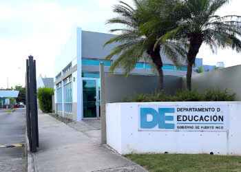 Departamento de Educación en Hato Rey. (Foto por José “Pipo” Reyes | CPI)