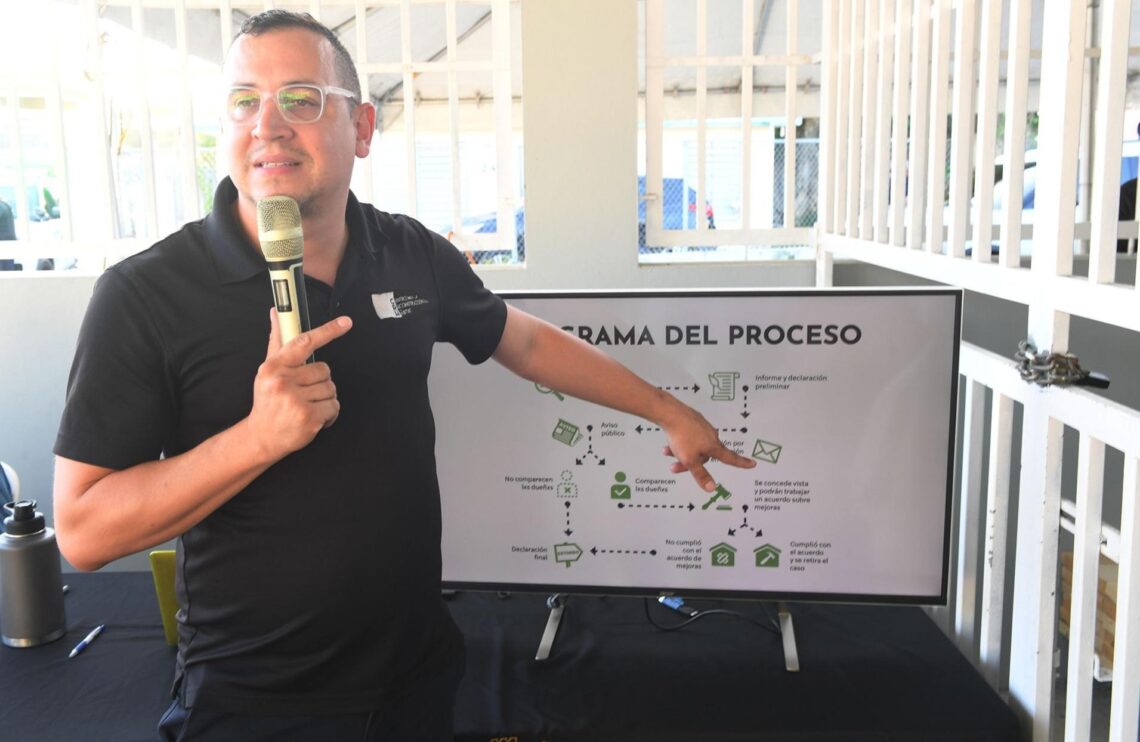 Director ejecutivo del Centro para la Reconstrucción del Hábitat, Luis Gallardo Rivera. (Foto suministrada)
