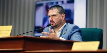 Representante Ángel Fourquet Cordero. (Foto suministrada)