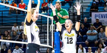 Las refuerzos de las Pinkin Isabella Bergmark y Juliana Askew. (suministrada)