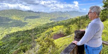 “Aquella tragedia se convirtió en un acto de amor y este bosque se convirtió en un espejo de lo que realmente somos”, reflexionó Alexis Massol González, cofundador de Casa Pueblo. (Foto: Omar Alfonso)
