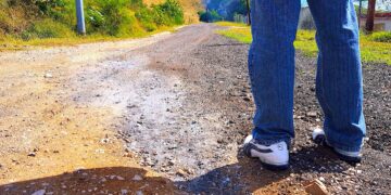 Pruebas de laboratorio hechas al agua potable que sirve la AAA a comunidades de Salinas y Guayama, como Guamaní, Villodas, Ranchos Guayama y Las Margaritas, evidenciaron rastros de tóxicos y cancerígenos de elementos característicos de las cenizas de carbón de AES Puerto Rico. (Foto archivo)